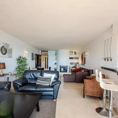 Daire Ocean Bliss - Panoramic Sea View - 20m To - 2 Swimming Pools - Private Parking Albufeira