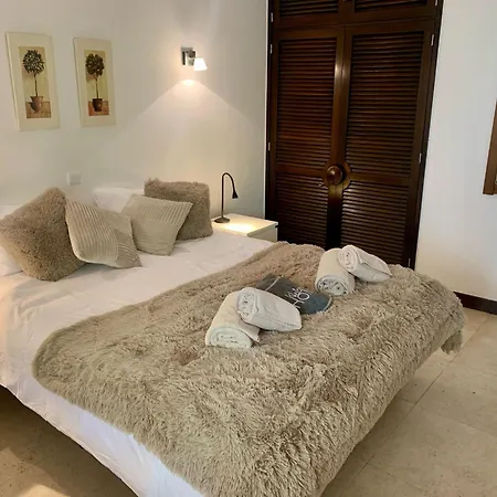 Daire Ocean Bliss - Panoramic Sea View - 20m To - 2 Swimming Pools - Private Parking