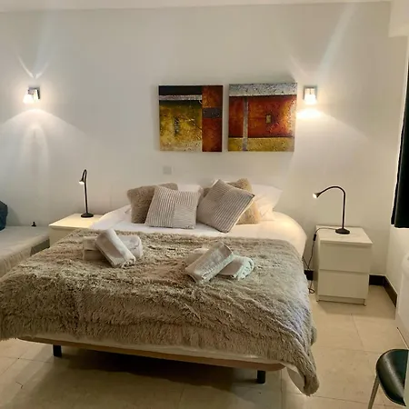 Ocean Bliss - Panoramic Sea View - 20m To - 2 Swimming Pools - Private Parking * Albufeira